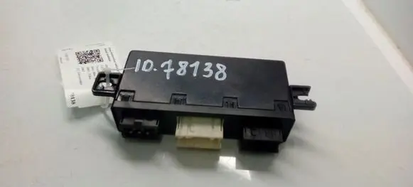 BMW 5 E39 Door control unit/module 613583787739 689667 429801