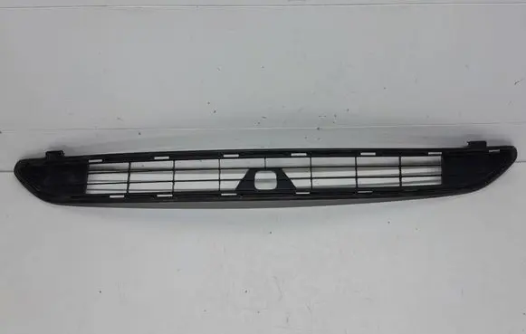 Front bumper lower grill