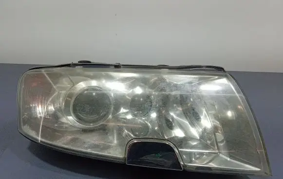 Skoda Superb B5 (3U) Headlight/headlamp 246750R