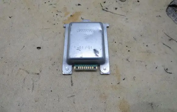Opel Corsa F LED ballast control module L051A1708