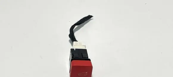 Peugeot 3008 II Tailgate/boot open switch button 9810618277 27702