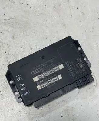 Audi A4 S4 B6 8E 8H Comfort/convenience module 8E0959433AD 00275585 00002016B5