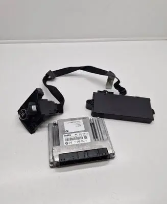 BMW X5 E70 Engine control unit/module 7576551 0261209257 7578458