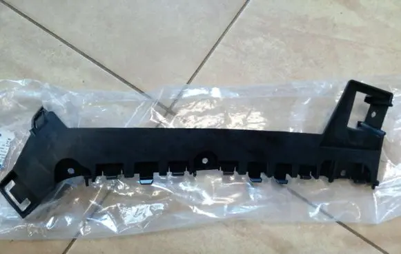 Ford B-MAX Rear bumper mounting bracket AV1117E851AD NE67699
