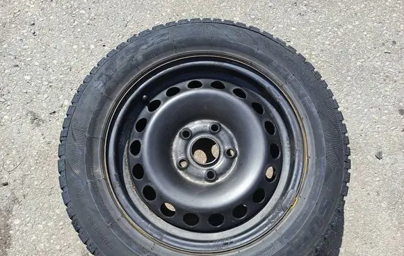 Volkswagen Caddy R15 spare wheel 