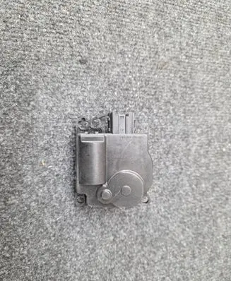 Maserati Levante Air flap motor/actuator 545250008 GL545001 16214201410