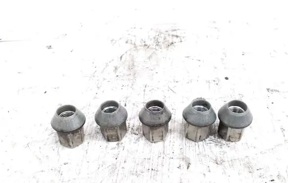Land Rover Range Rover Velar Nuts/bolts 