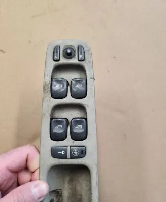Volvo S60 Electric window control switch 8682949 MD153100044