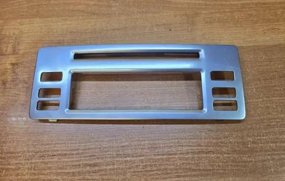 Volvo V70 Radio/GPS head unit trim 1303415 1009449