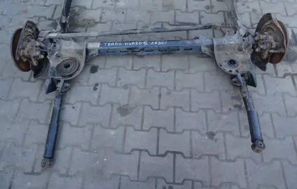 Renault Trafic III (X82) Rear axle beam 