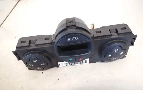 Renault Megane II Climate control unit 8200070752 69340005