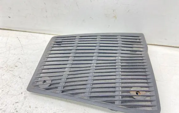 Mercedes-Benz 190 W201 Front door speaker cover trim 201680139