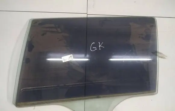Mazda 6 Rear door window glass as2