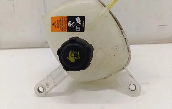 Nissan X-Trail T33 Coolant expansion tank/reservoir