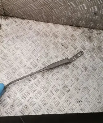 Audi A6 S6 C4 4A Front wiper blade arm 4a1955407c