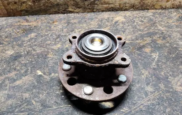 Hyundai ix35 Rear wheel ball bearing 