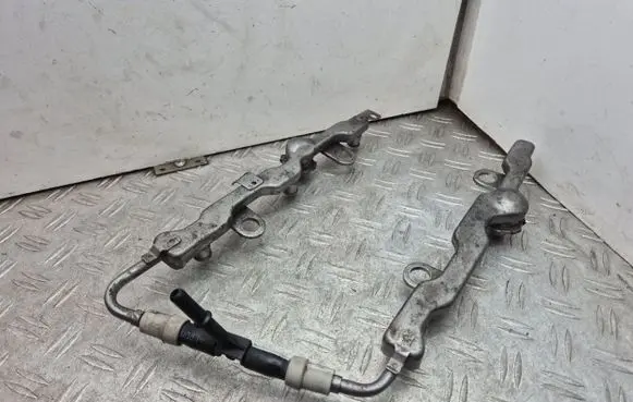 Lexus GS 300 350 430 450H Fuel main line pipe 2380731061