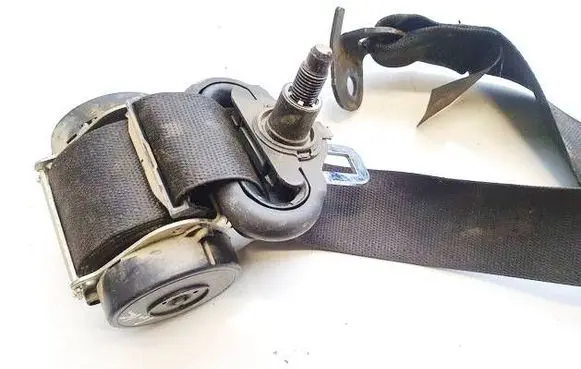 Opel Astra H Rear seatbelt f13155548 n13128014