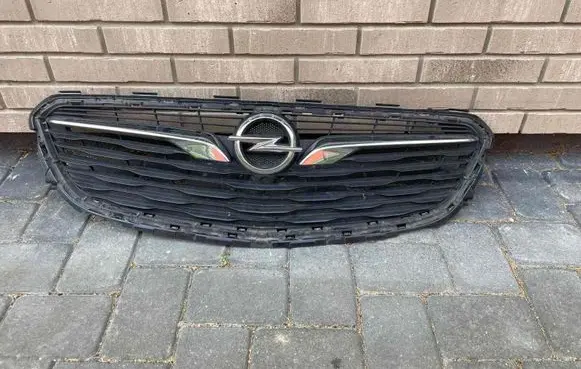 Opel Insignia B Dash center air vent grill