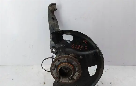 Land Rover Range Rover L322 Front wheel hub spindle knuckle 