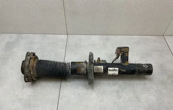 Volkswagen Golf VI Front shock absorber/damper 1T0413031HC