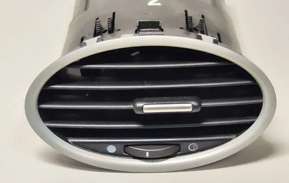 Ford Focus Dashboard side air vent grill/cover trim 4M51A014L21AD 4M51A014L21BC 6N41A014L21C