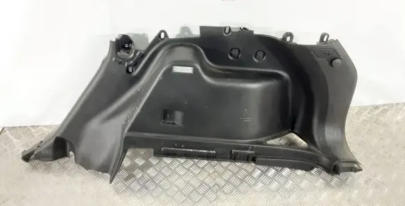Jeep Cherokee Trunk/boot lower side trim panel 