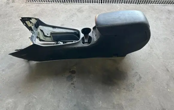 Jeep Cherokee Armrest