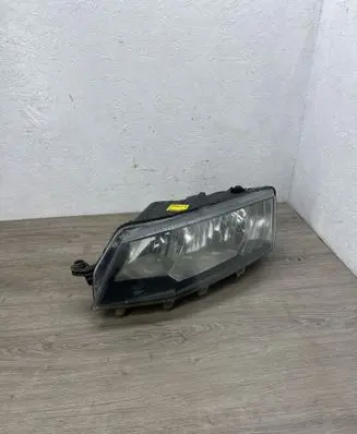 Skoda Octavia Mk3 (5E) Headlight/headlamp 5E1941015 030127220100