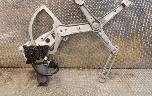 Mercedes-Benz C W202 Front door electric window regulator 0130821708