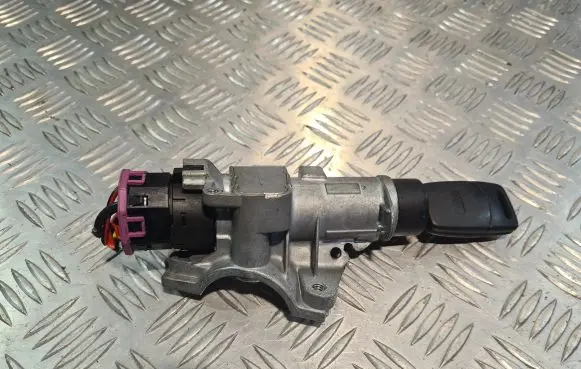Audi A6 S6 C5 4B Ignition lock 1J0419959