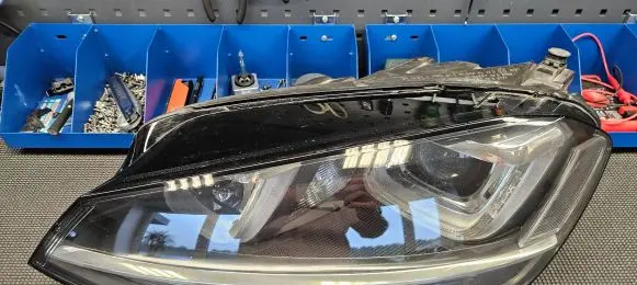Volkswagen Golf VII Headlight/headlamp 5G1941751