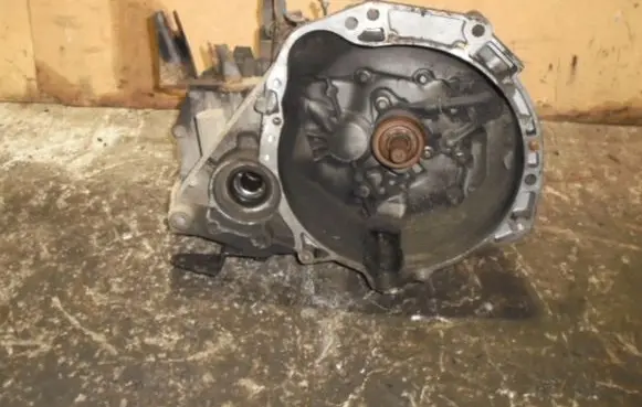 Nissan Micra Manual 4 speed gearbox CEJHQCG