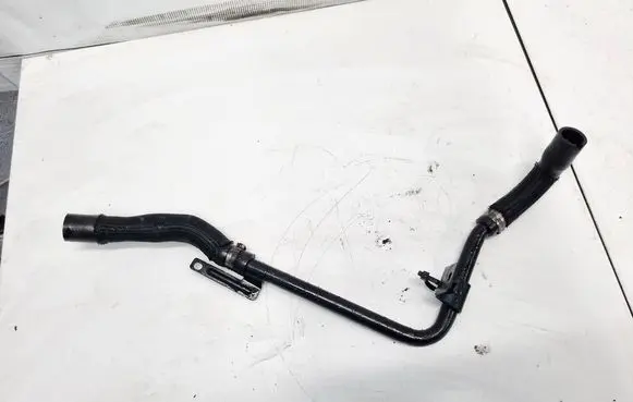 Opel Insignia A Engine coolant pipe/hose