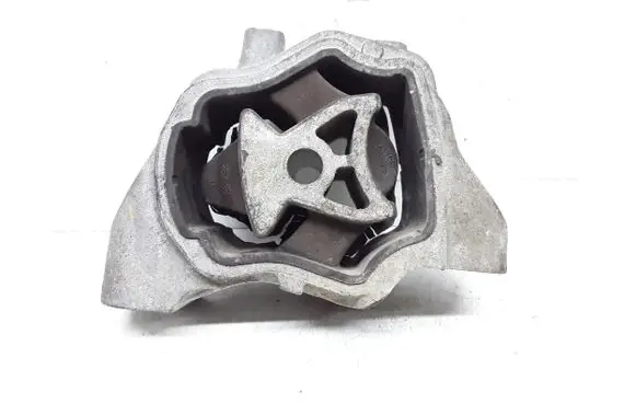 Volvo XC60 Engine mount bracket 8G9N6L063