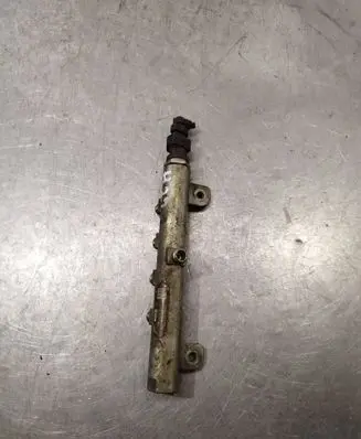 Opel Insignia A Fuel main line pipe 55566047