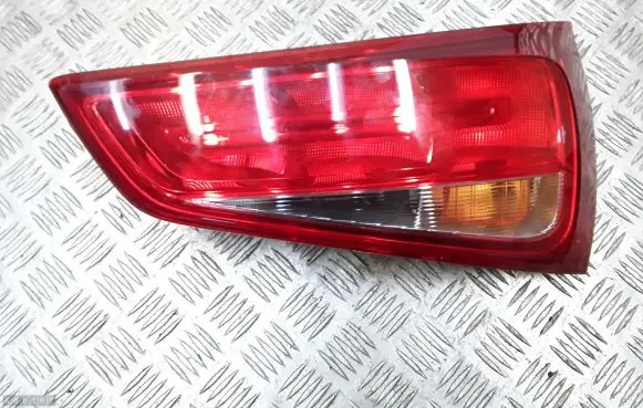 Audi A1 Tailgate rear/tail lights 296602s1