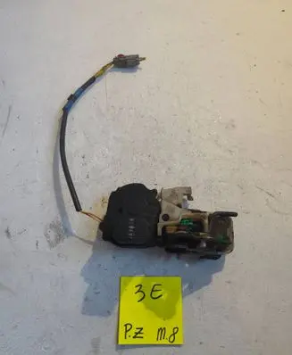 Honda Civic Front door lock 92384923