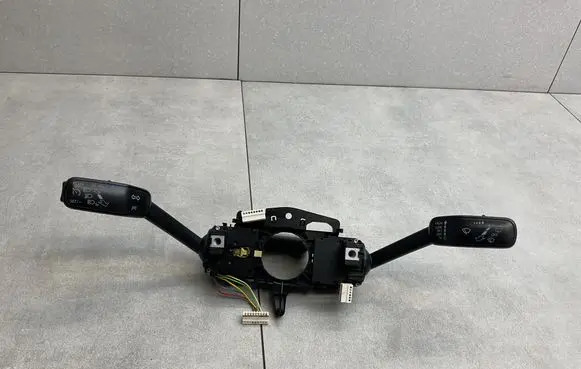 Skoda Octavia Mk3 (5E) Wiper turn signal indicator stalk/switch 5Q0953507GD