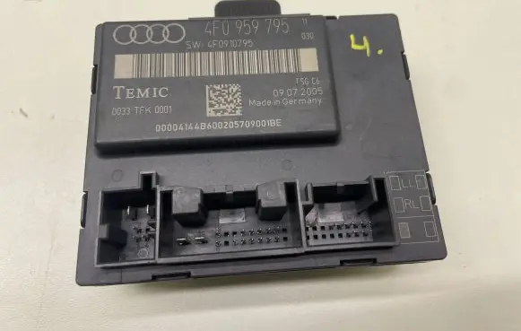 Audi A6 S6 C5 4B Door control unit/module 4F0959795 4F0910795 0033TFK0001