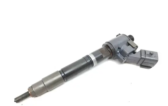 Volvo S90, V90 Fuel injector 31336878 01B04232