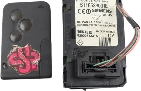 Renault Scenic II - Grand scenic II Ignition lock 8200074331A S118539001E 04045