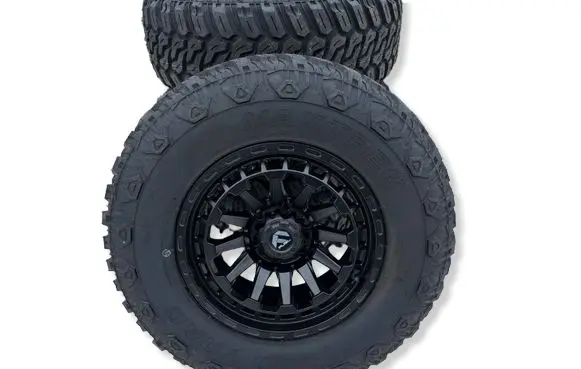 Ford Ranger R17 alloy rim 