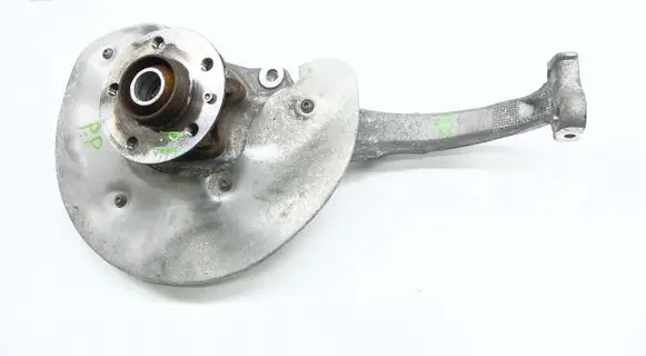Front wheel hub