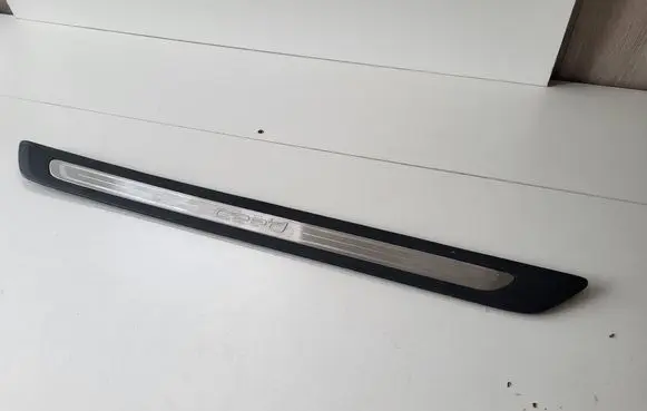 KIA Pro Cee'd II Front sill trim cover