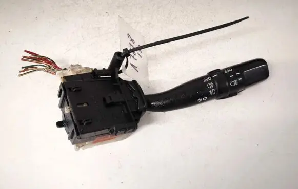 Toyota Avensis T250 Indicator stalk 173650