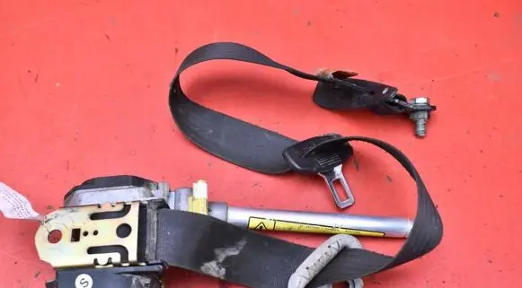 Alfa Romeo 156 Front seatbelt 11760400