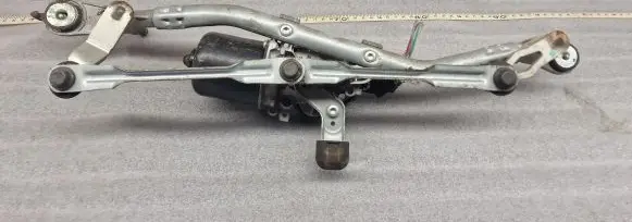 Citroen C3 Wiper motor 9259072