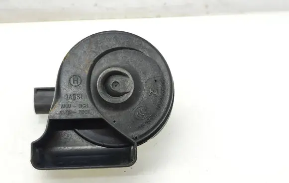 Audi A3 S3 8V Horn signal 5Q0951223A A046522 0024082012