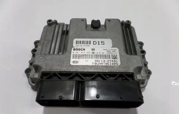 KIA Carens II Engine control unit/module